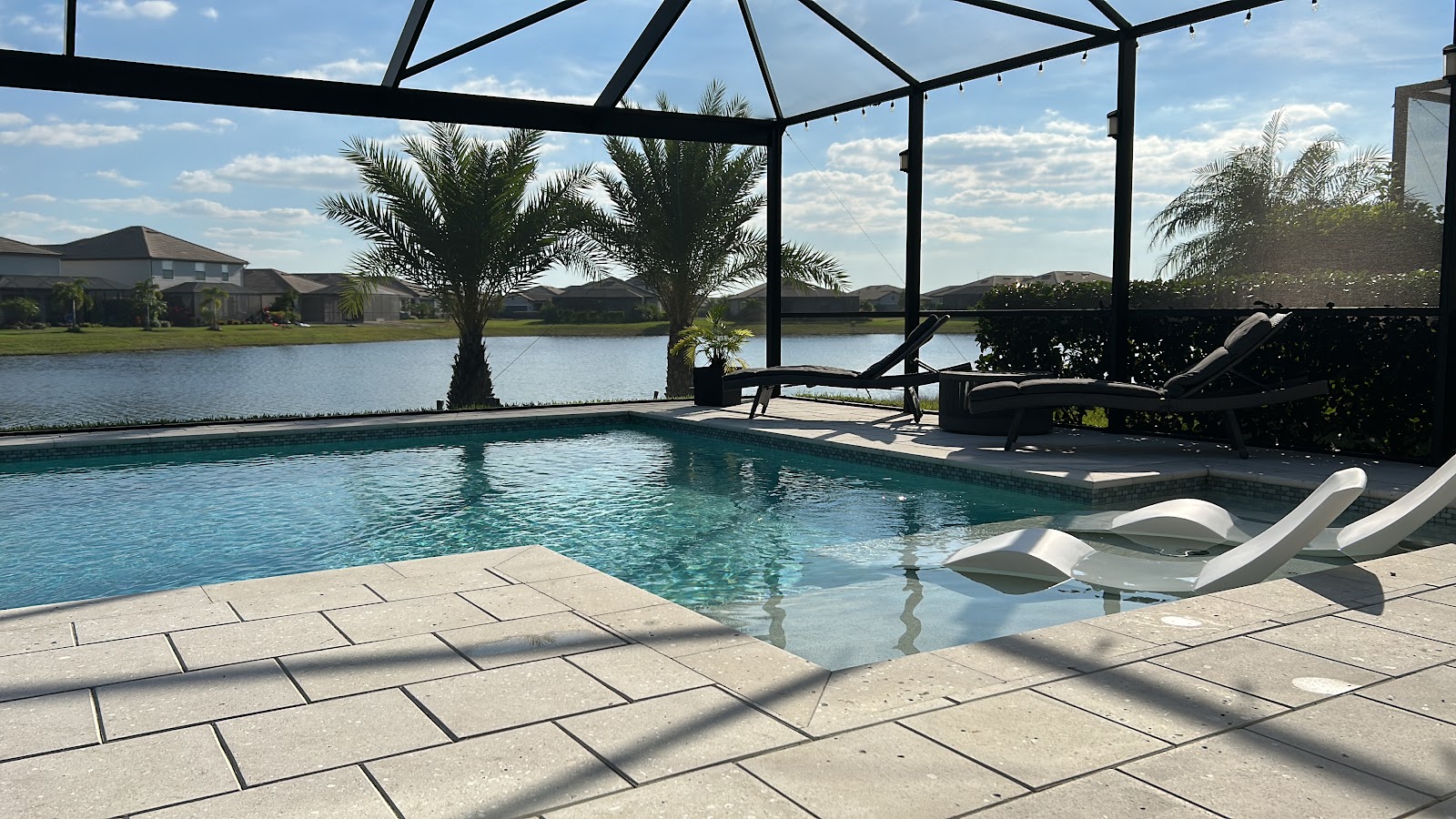 Weekly Pool Cleaning photo 3